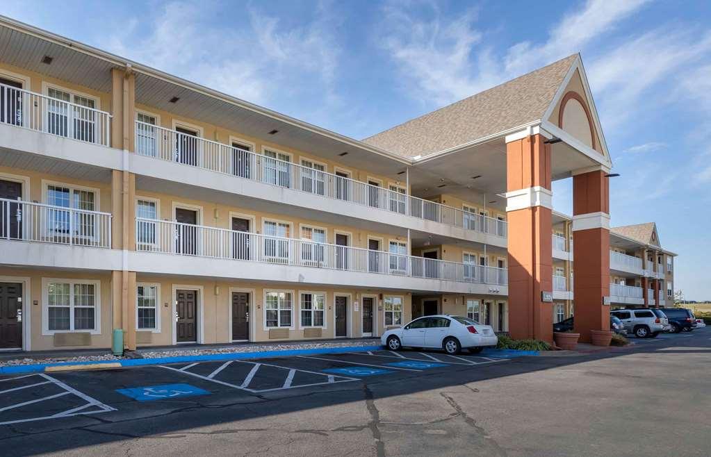 Extended Stay America Suites - Tulsa - Central Exteriör bild