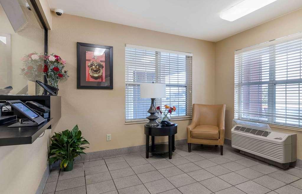 Extended Stay America Suites - Tulsa - Central Inreriör bild