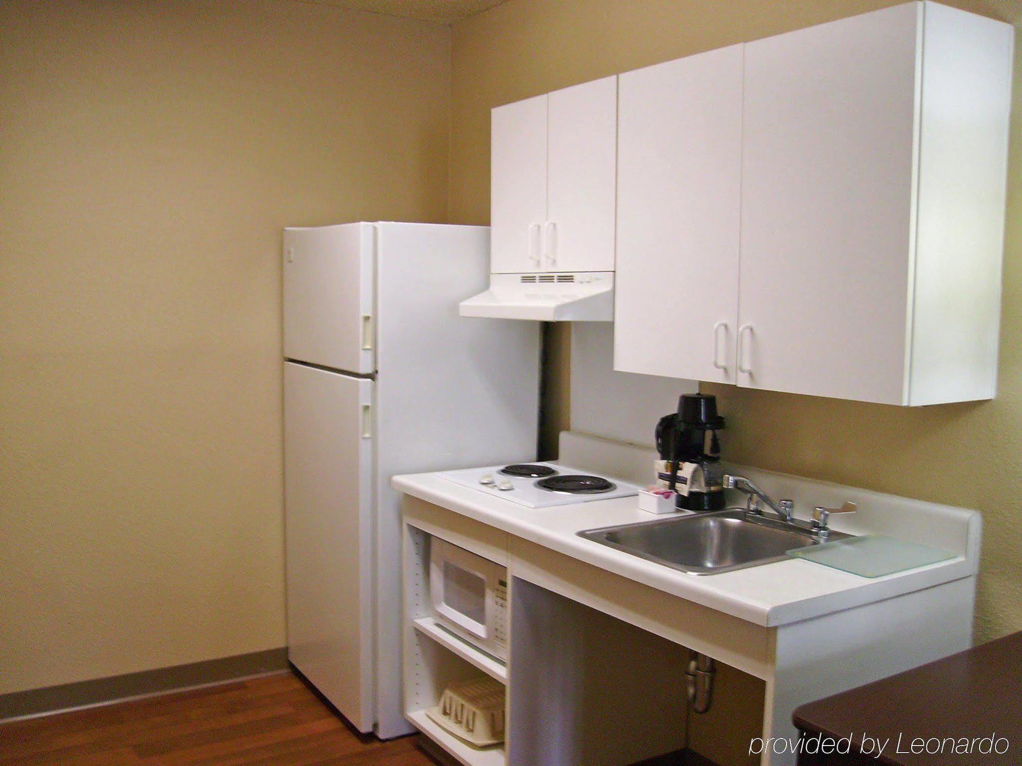 Extended Stay America Suites - Tulsa - Central Exteriör bild